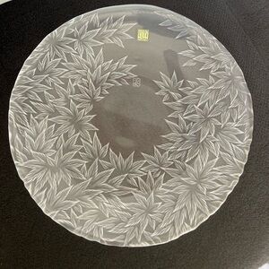 Vintage Hoya Crystal Etched Or Relief Leaves Design Platter. 12 1/2” New. Rare